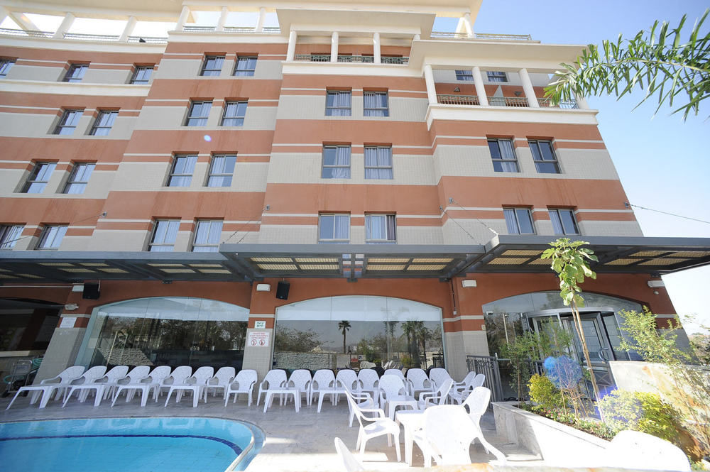 Comfort Hotel Eilat Buitenkant foto